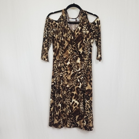 Susan Graver Dresses & Skirts - Susan Graver off the shoulder dress